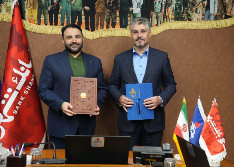 تاکید مدیرعامل بانک شهر بر حمایت از بازسازی پروژه های صنعت نفت و گاز
